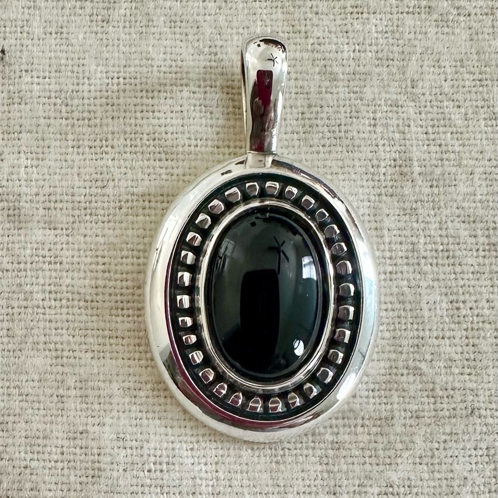 RETIRED - James Avery Onyx / Black Pendant - Heirloom Collection